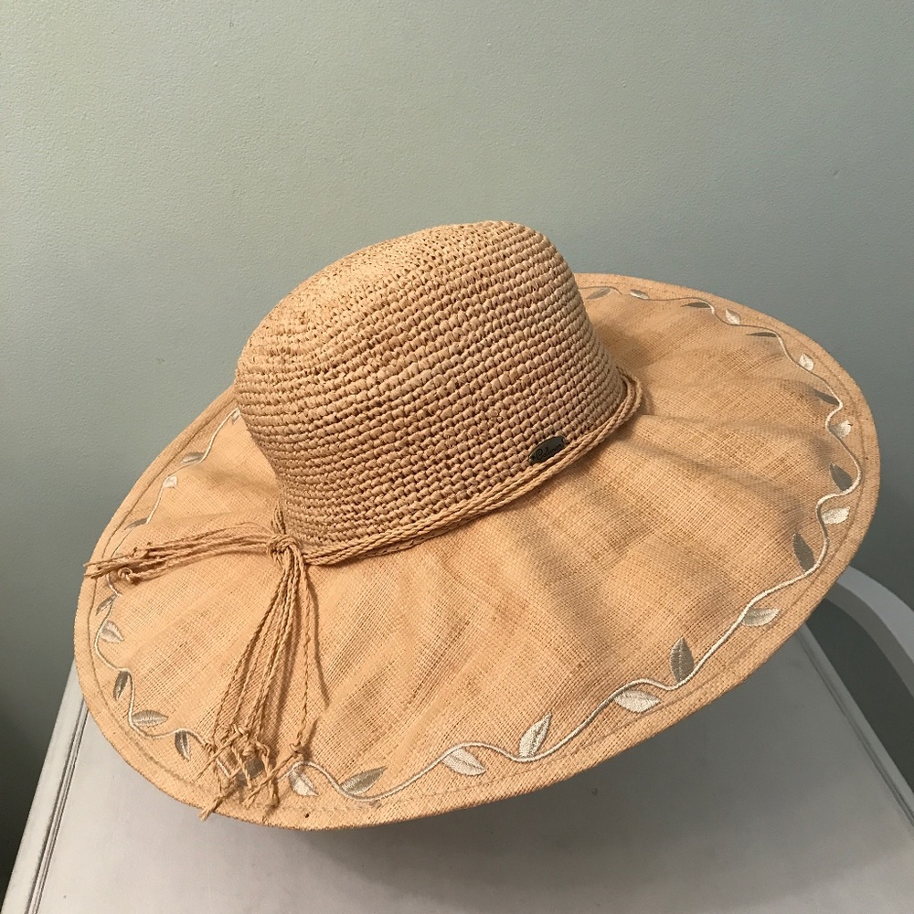 Callahan hat